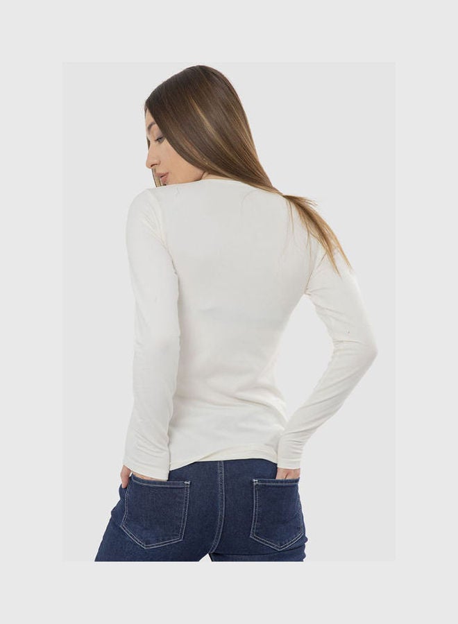 كارينا بلوزة برقبة مستديرة طراز M4547 أوف وايت - Image 4