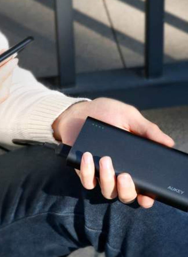 أوكي باور بنك بمنفذ USB C أسود - Image 2