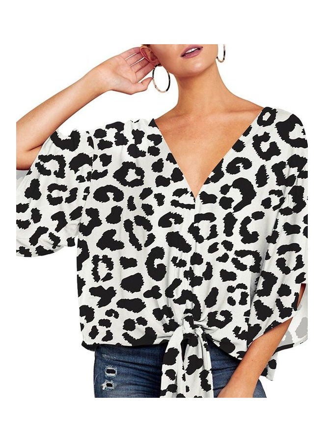 Flared V-Neck Knoted Hem Printed Top White/Black  - Image 2