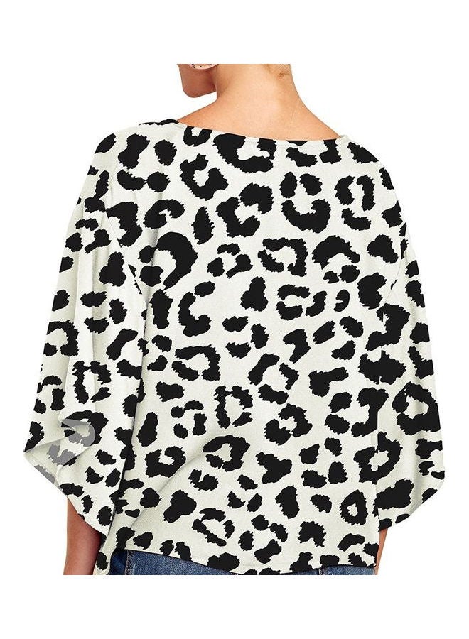 Flared V-Neck Knoted Hem Printed Top White/Black  - Image 3