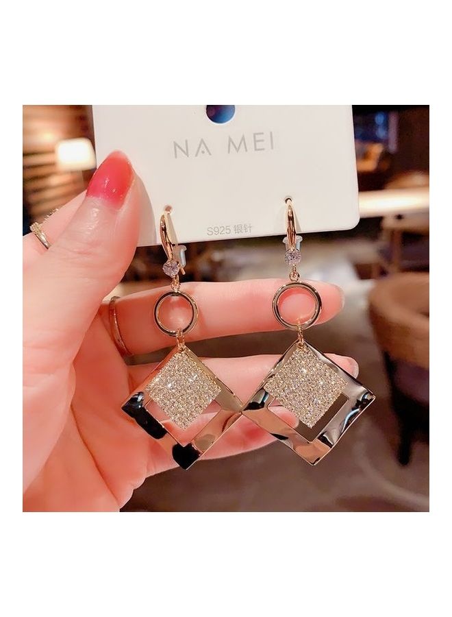 Stylish Fashionable Earrings  - Image 5