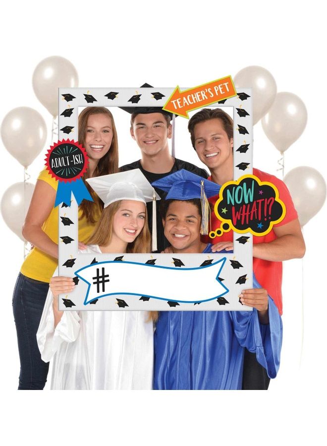 أمسكان إطار صورة بنمط يناسب حفلات التخرج