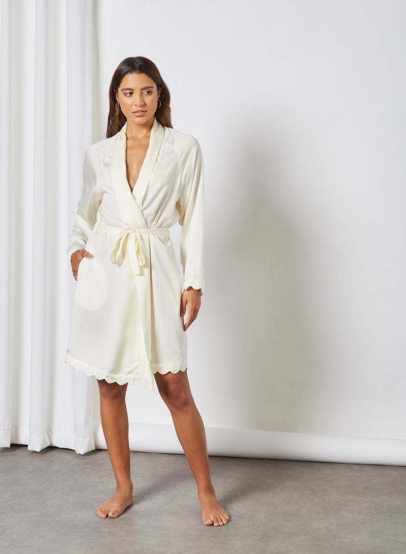 underprotection - Jane Scalloped Trim Robe Creme - Image 1
