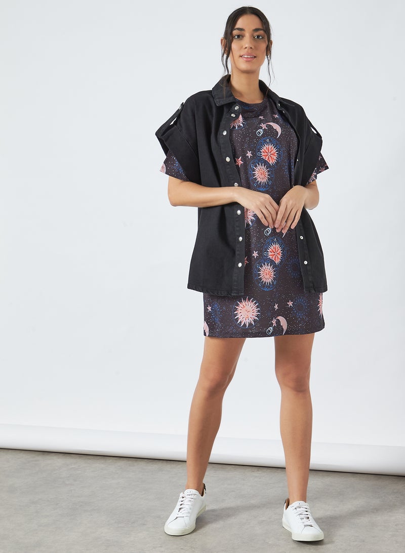 trendyol - All Over Print T-Shirt Dress Black - Image 1