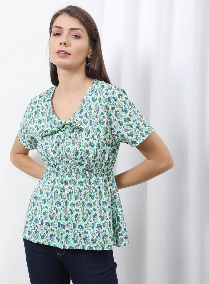 آيلا بلوزة كاجوال مزينة بنقشة وكم قصير أخضر عاجي بنقشة زهور - Image 1