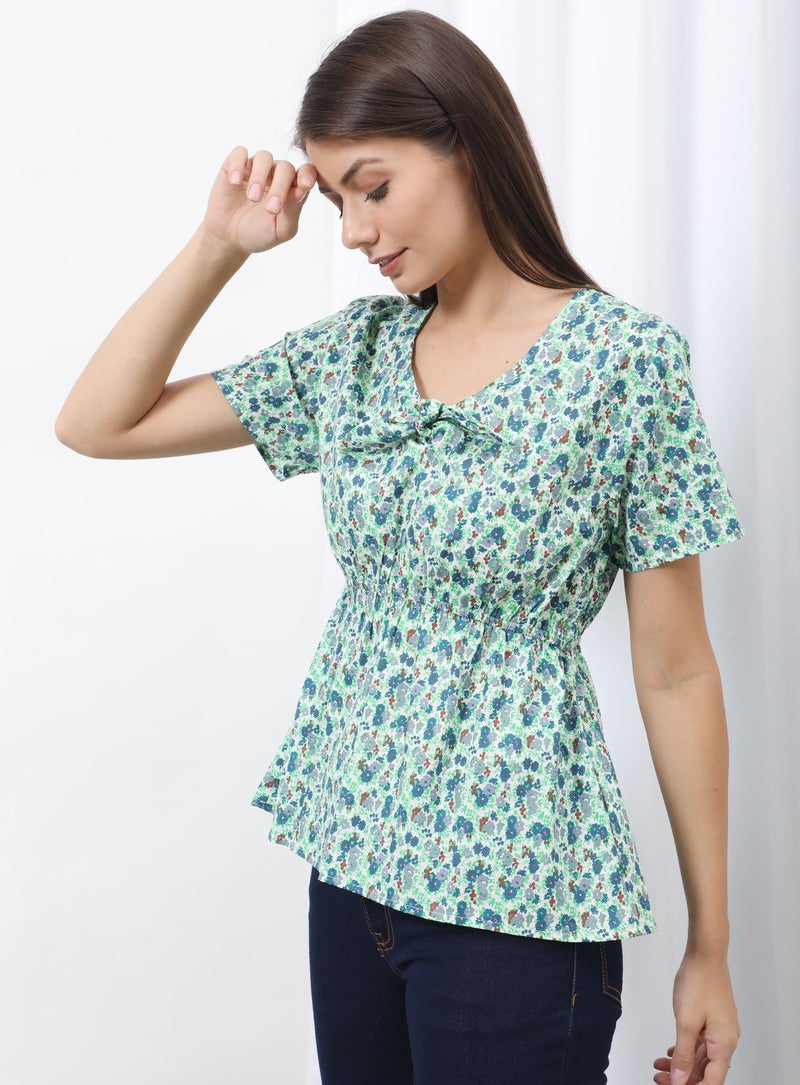 آيلا بلوزة كاجوال مزينة بنقشة وكم قصير أخضر عاجي بنقشة زهور - Image 3