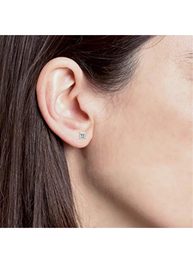 14 Ct Diamond Accent Stud Earrings  - Image 5