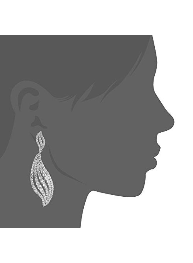 Delicin Leaf-Shaped Dangle Earrings - Image 5