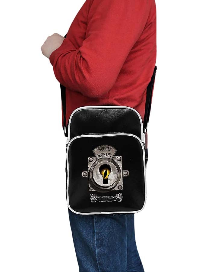 ABYstyle Fantastic Beasts Mugghly Worth Printed Crossbody Bag Black/Silver/Yellow  - Image 3