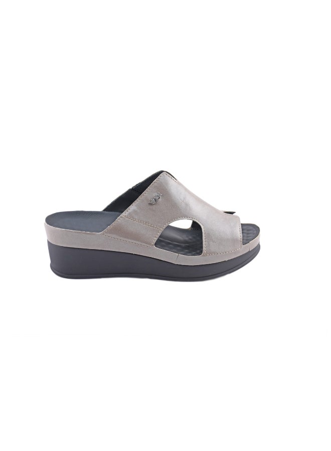 VITAL - Everyday Comfort Sandals Taupe - Image 1