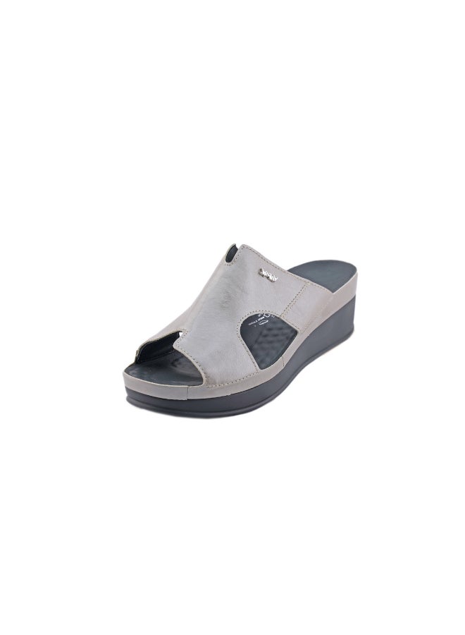 VITAL - Everyday Comfort Sandals Taupe - Image 1