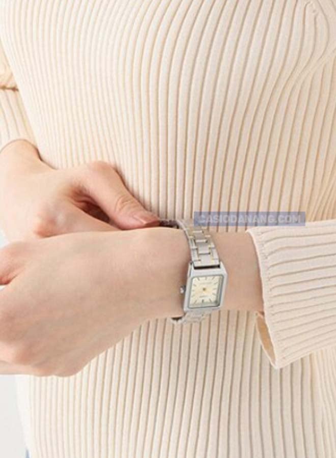 CASIO Women's Stainless Steel Quartz Analog Watch LTP-V007SG-9EUDF - 22 mm - Silver/Gold - Image 5
