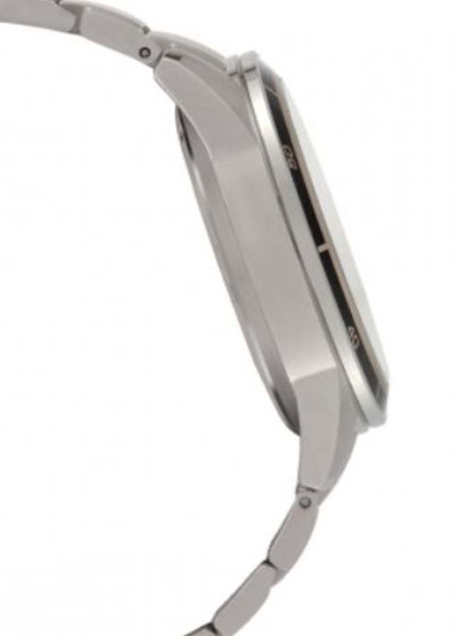 كاسيو ساعة يد بعقارب وسوار من الإستانلس ستيل طراز EFR-526D-1AVUDF - قياس 49 مم - فضي للرجال - Image 4