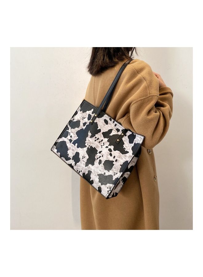 Zebra Printed Tote Black - Image 2