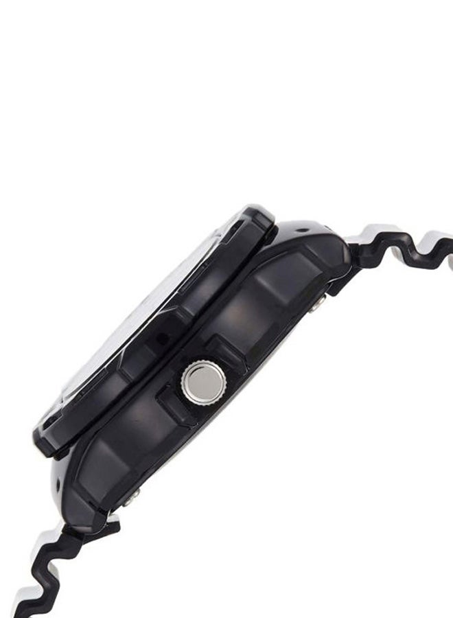 CASIO Women's Water Resistant Analog Watch LRW-200H-1BV - 34 mm - Black - Image 3