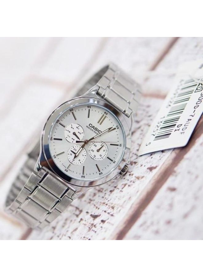 CASIO Women's Stainless Steel Analog Wrist Watch LTP-V300D-7A - 33 mm - Silver - Image 4