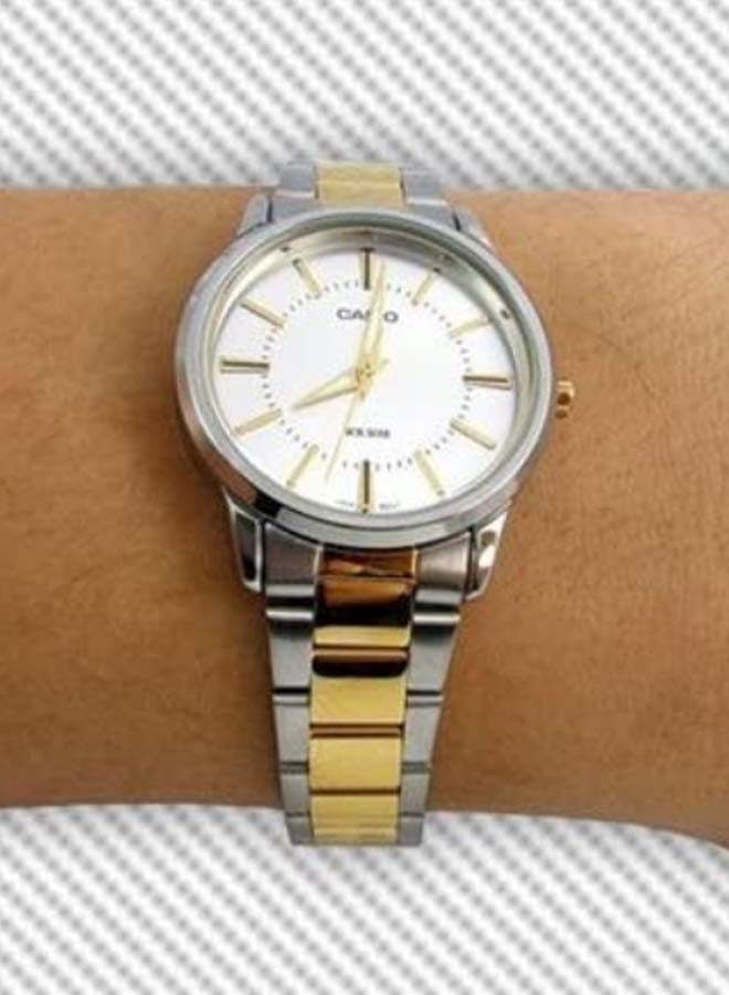 CASIO Women's Stainless Steel Analog Watch LTP-1303SG-7AVDF - 30 mm - Silver/Gold - Image 4