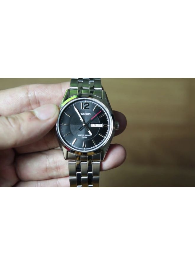 CASIO Men's Stainless Steel Analog Quartz Watch MTP-1335D-1AVDF - 44 mm - Silver - Image 5