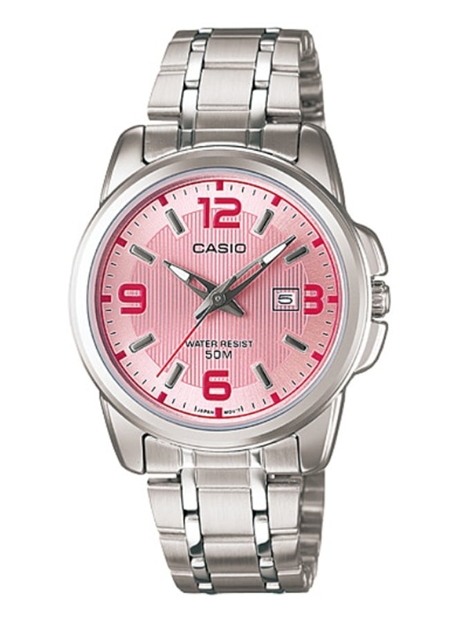 كاسيو طقم ساعة يد بعقارب مقاومة للماء بسوار من الإستانلس ستيل طراز MTP 1314D 1A/ 1314D 5AV - 50 مم - فضي للنساء - Image 2