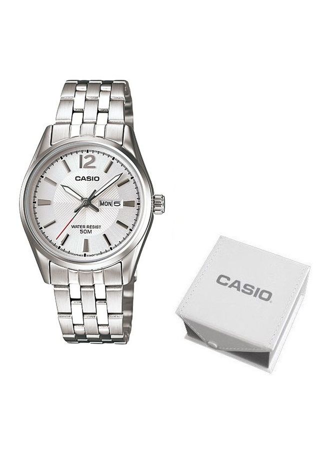 CASIO Women's Enticer Water Resistant Analog Watch LTP-1335D-7AV - Image 5