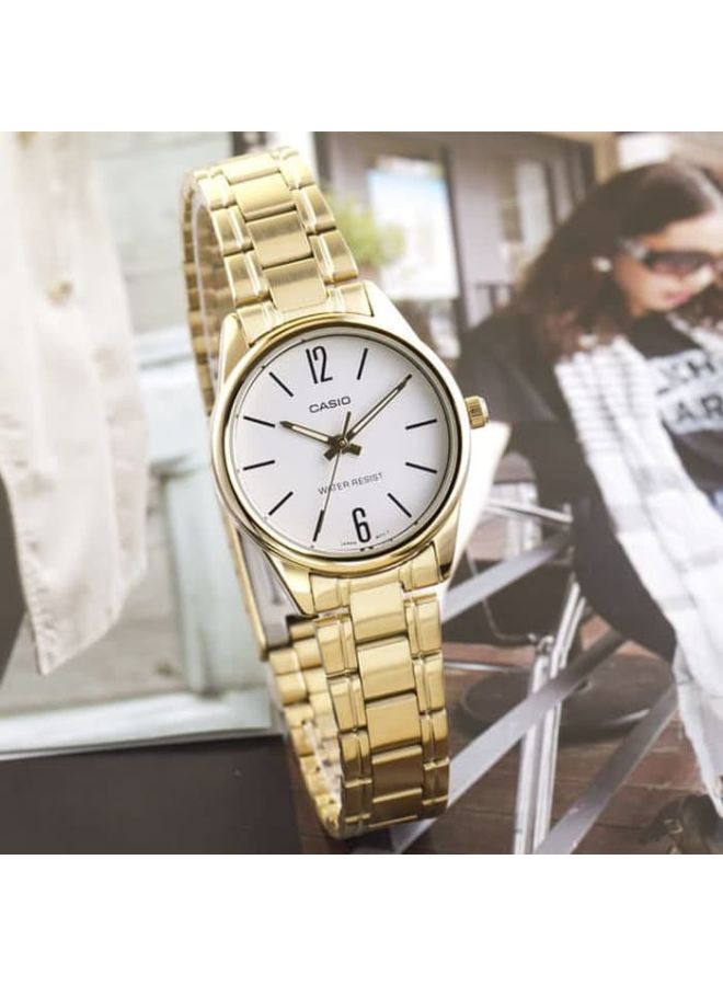 Women's Dress Water Resistant Analog Watch LTP-V005G-7BUDF - 34 mm - Gold - v1619178481/N14154935A_13