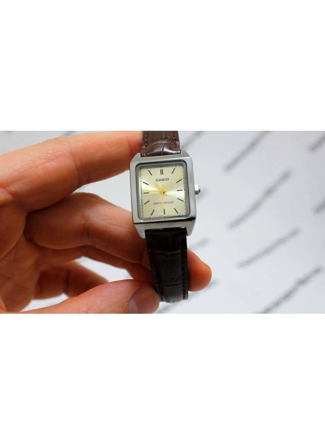 Women's Leather BAnd Analog Watch LTP-V007L-9E - 31 mm - Brown
