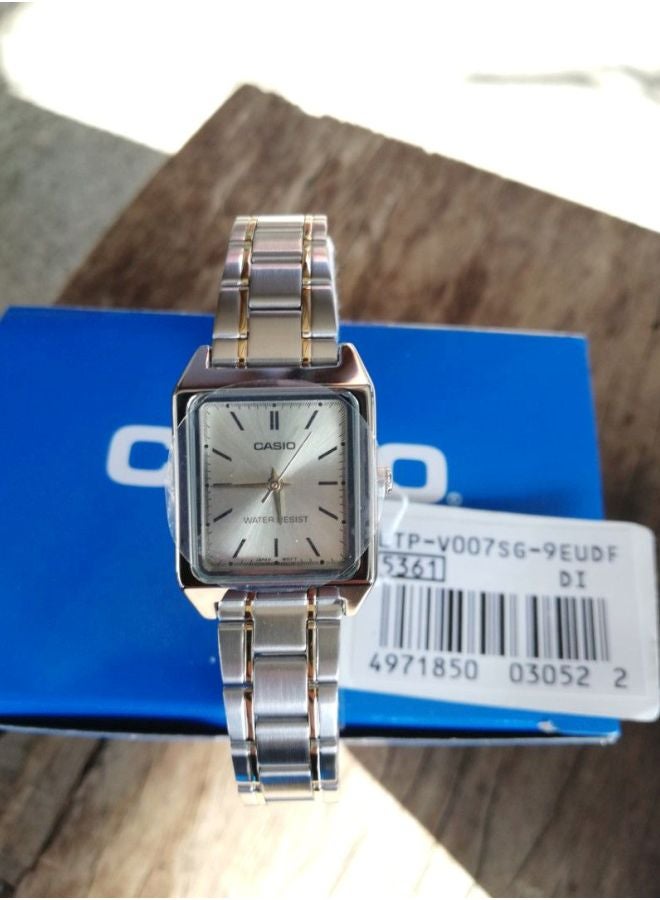 Women's Stainless Steel Analog Watch LTP-V007SG-9EUDF - 31 mm - Silver/Gold