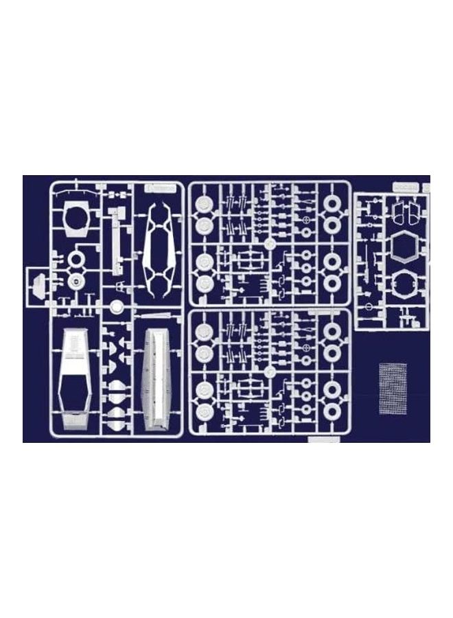 234/1 Military Tank Model Kit  - Image 2