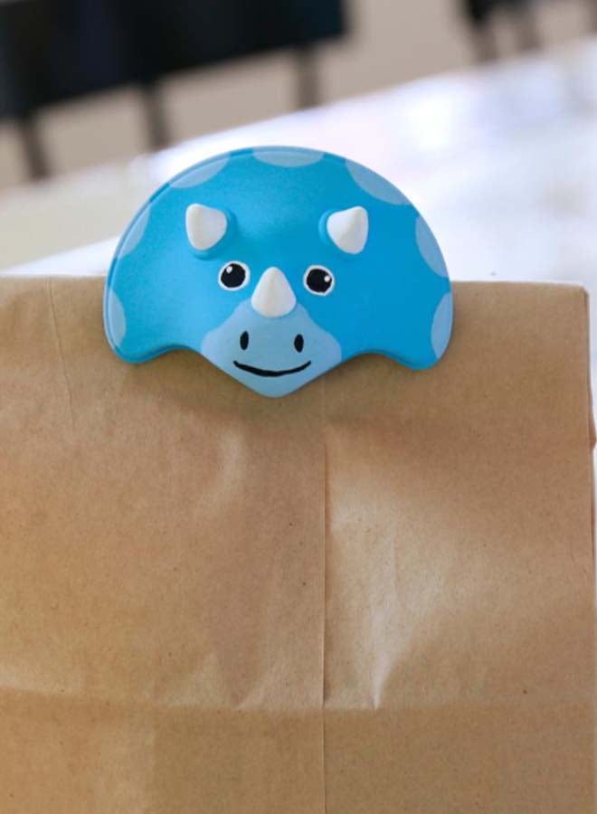 KIKKERLAND - Triceratops Talking Bag Clip Blue/White - Image 1