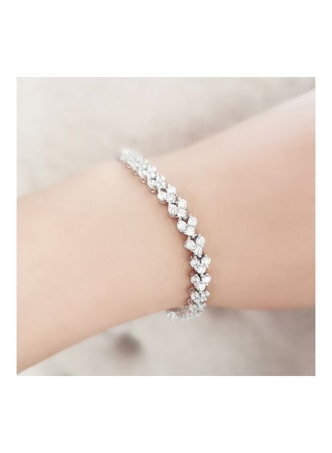 Generic - Heart Shape Bracelet - Image 1