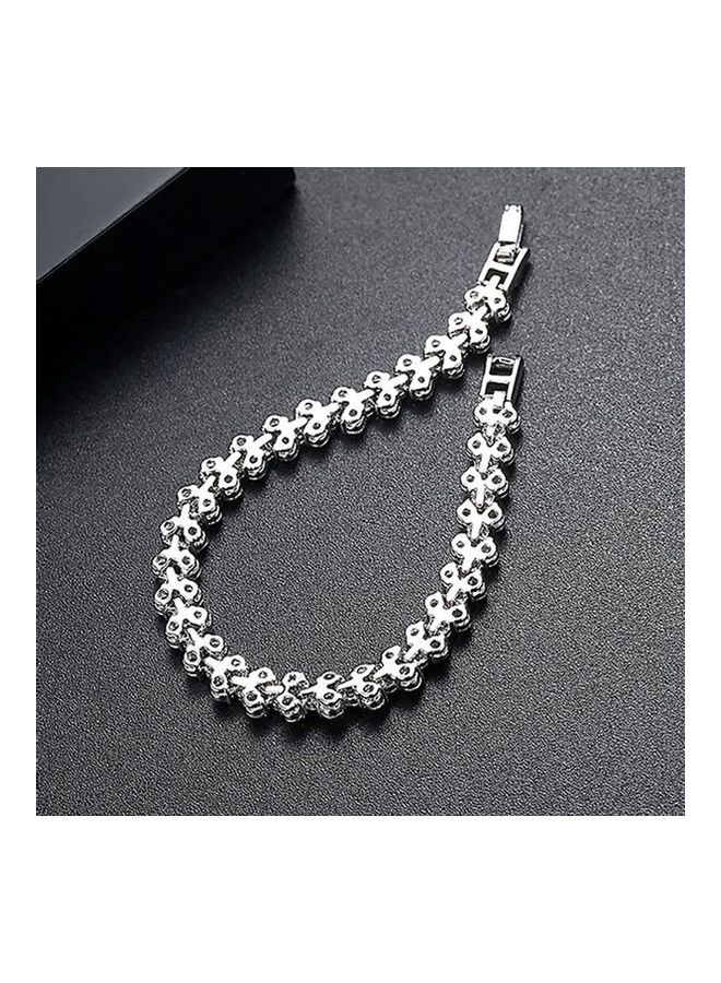Generic - Heart Shape Bracelet - Image 1