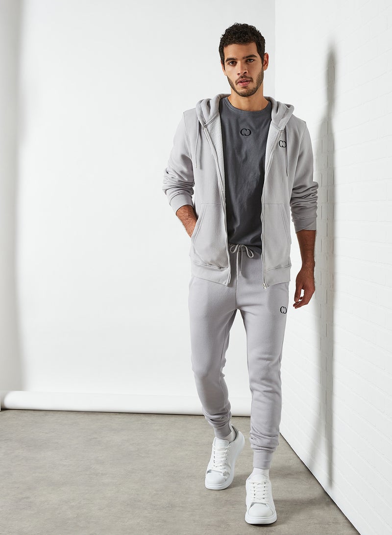 كريمينال دامج جاكيت بغطاء للرأس مزين بشعار صديق للبيئة رمادي فاتح - Image 3