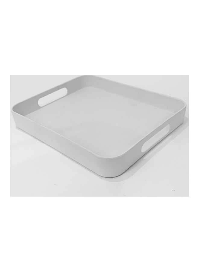 إليس كيتشنوير صينية كبيرة بتصميم بسيط . أبيض