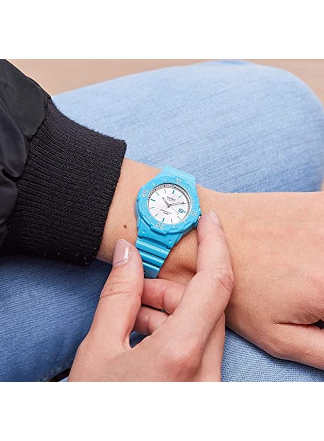 كاسيو ساعة يد بعقارب وسوار من الراتينج طراز LRW-200H-2E3VEF - 39 مم - أزرق للنساء - Image 5