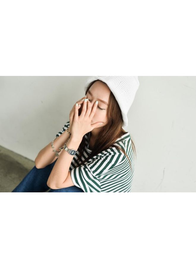 كاسيو ساعة يد رقمية بسوار من الإستانلس ستيل طراز LA670WA-2DF مقاس 30 مم - لون فضي للنساء - Image 4