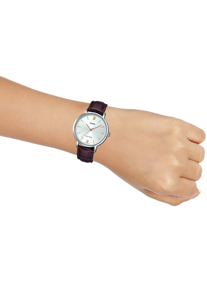 CASIO - Women's Enticer Water Resistant Analog Watch LTP-VT01L-7B2UDF - Image 1