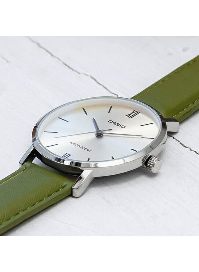 Men's Leather Analog Wrist Watch MTP-VT01L-3BUDF - 40 mm - Green