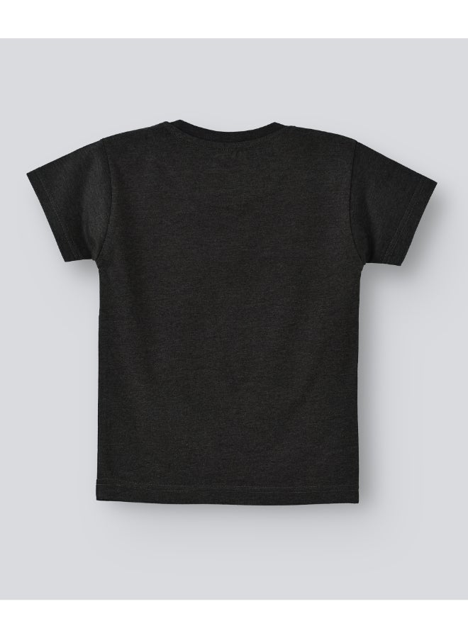 بيبي كلو تيشيرت بفتحة رقبة مستديرة وطبعة عبارة "Ramadan Kareem" رمادي داكن / أبيض - Image 2