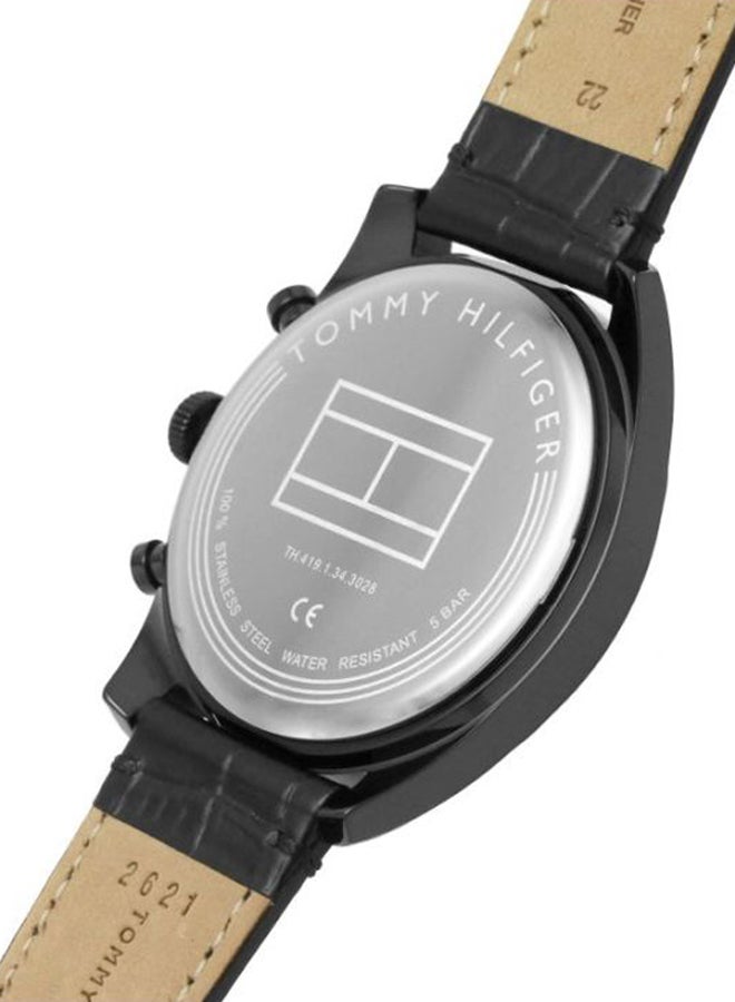 تومي هيلفيغر ساعة يد بعقارب وسوار من الجلد طراز 1710452 للرجال - Image 5