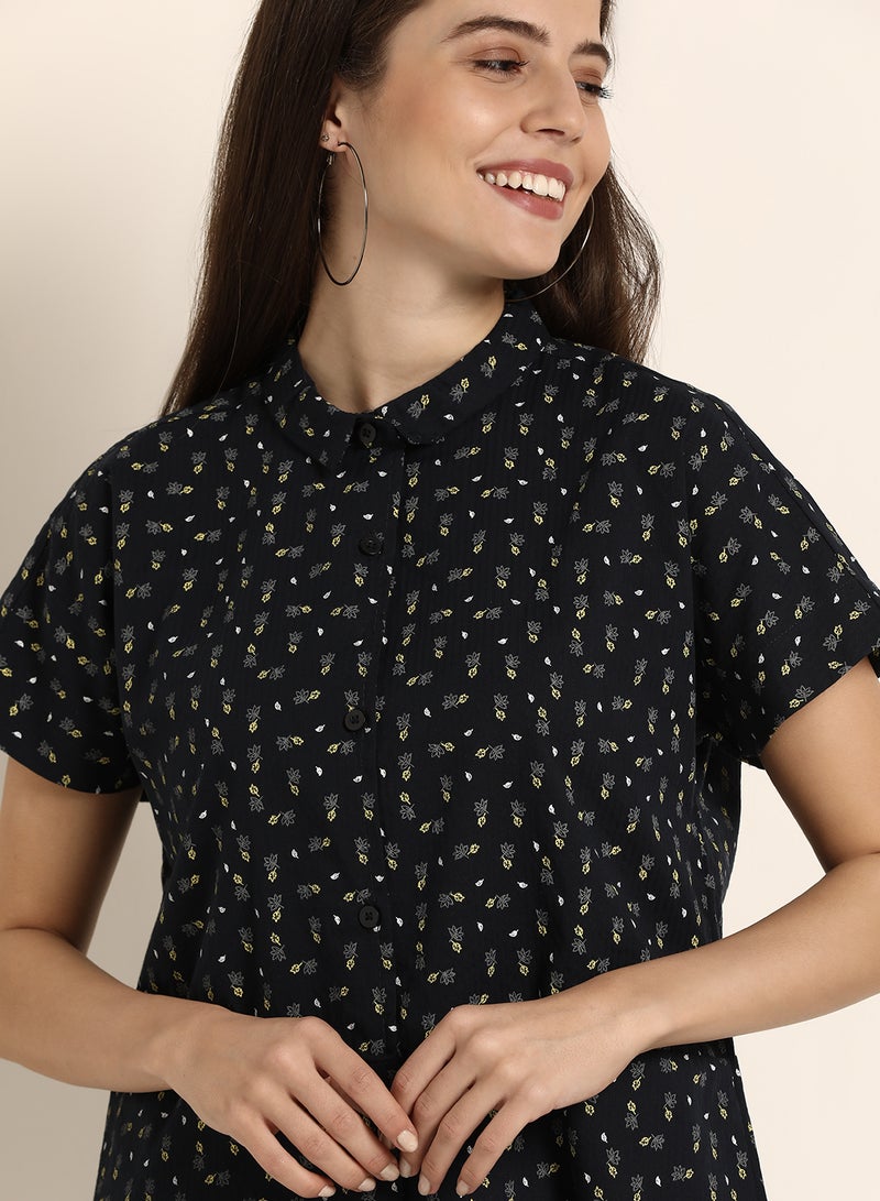ABOF Printed Relaxed Fit Collared Neck Short Sleeve Shirt Black - Image 3