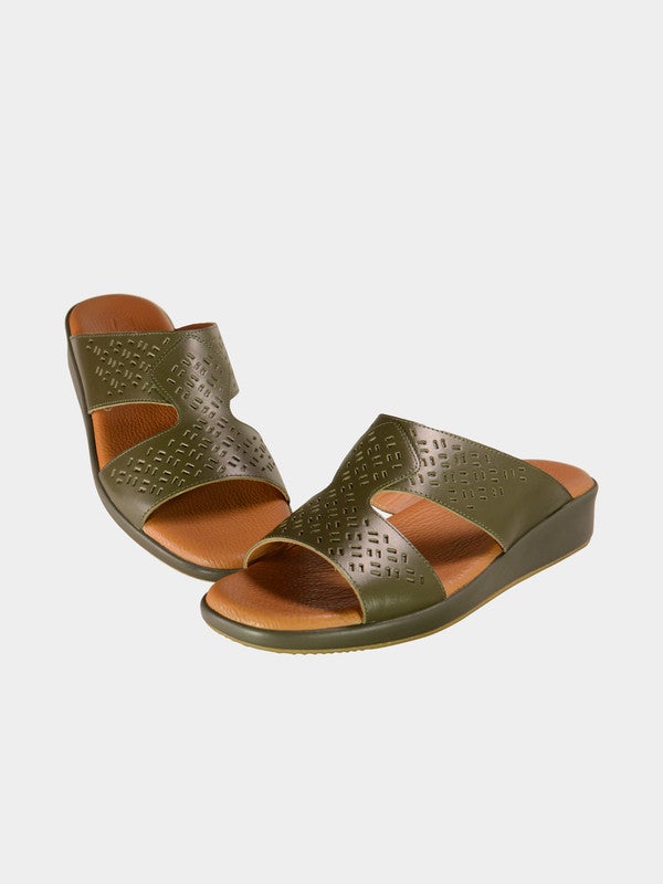 barjeel uno - Stylish Slip-On Casual Sandals Grey - Image 1