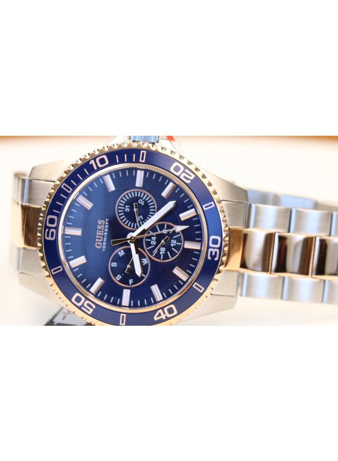GUESS Men's Casual Watch Stainless Steelwatch - Image 4