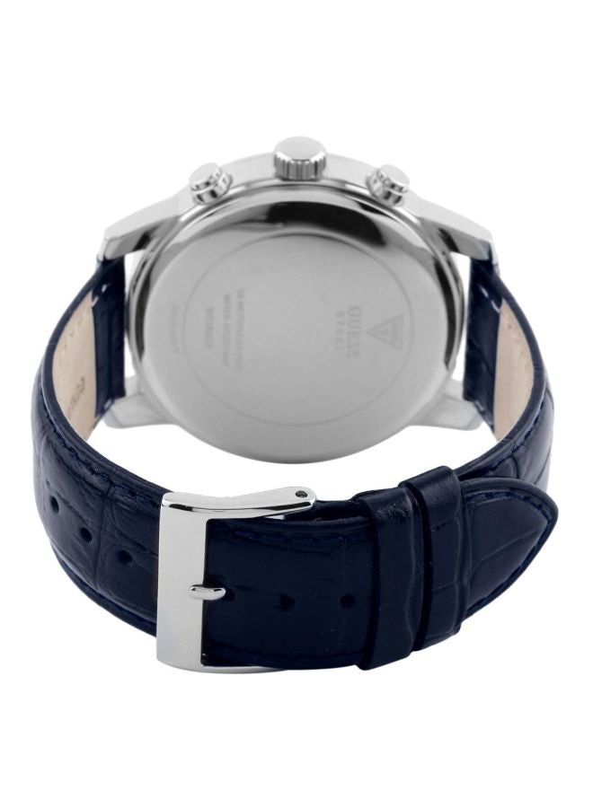 GUESS Men's Water Resistant Analog Watch W0380G3 - Image 2