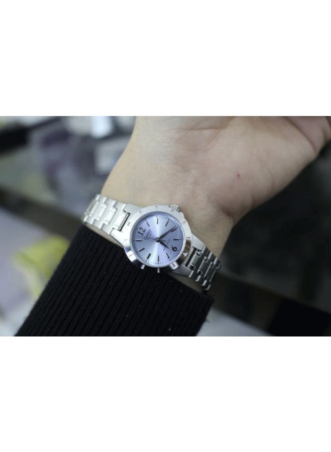 كاسيو ساعة يد بعقارب وسوار من الإستانلس ستيل طراز LTP 1177A 2ADF - مقاس 25 مم - لون فضي للنساء - Image 4