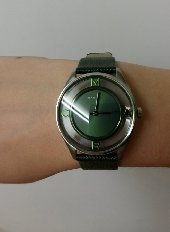 مارك جاكوبس ساعة يد بعقارب تيثر ومقاومة للماء طراز MBM1378 للنساء - Image 5