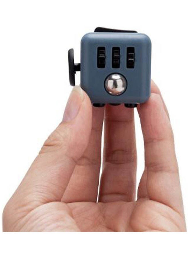 لعبة فيدجت كيوب صغيرة لتخفيف التوتر تعمل بالضغط لتخفيف التوتر 3.3سم - Image 2