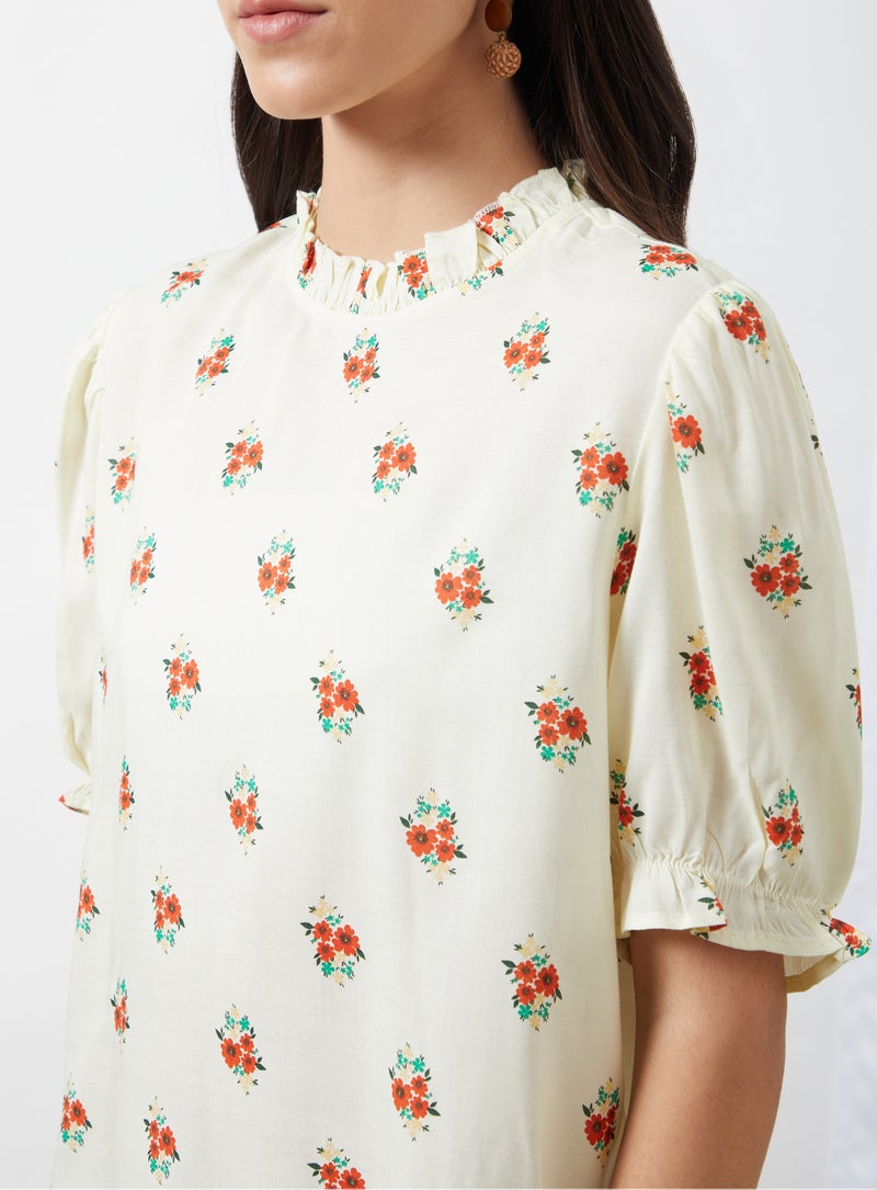 Aila Casual Crew Neck Printed Blouse Light Green Aop  - Image 4
