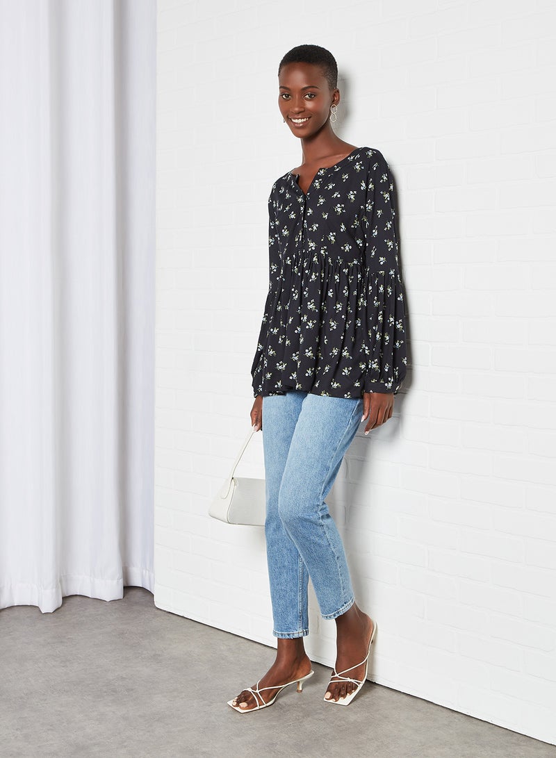 Aila Mandarin Neck Printed Blouse Top Black Aop - Image 3