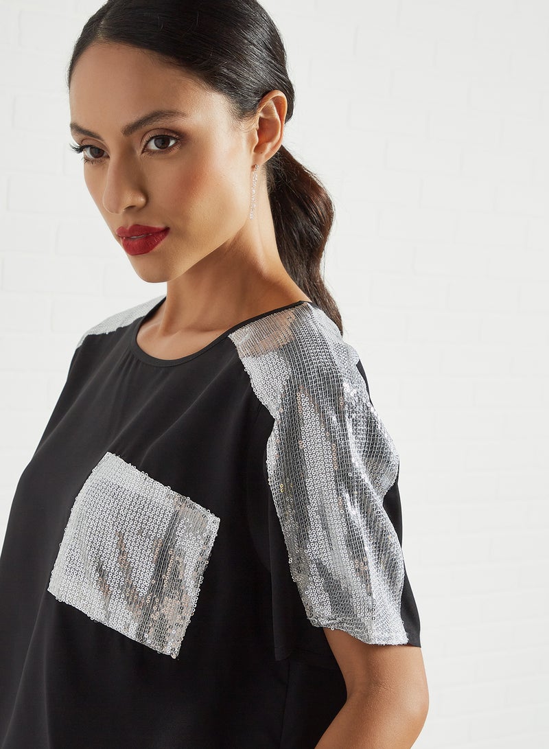 Aila Round Neck Front Pocket Design T-Shirt Black  - Image 4