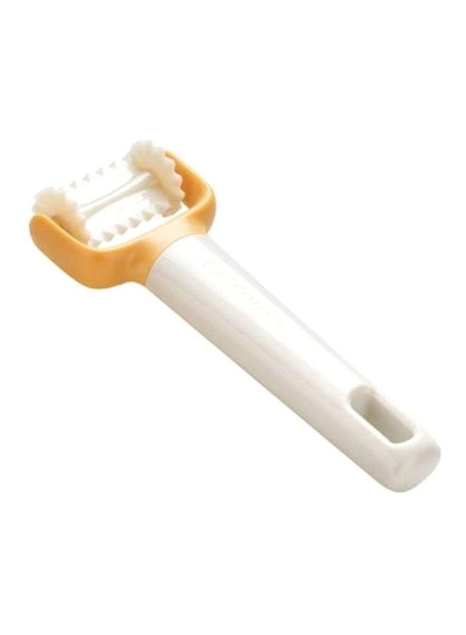 tescoma Rolling Crimper Square Cutter Yellow/White 3.5x21cm - Image 1